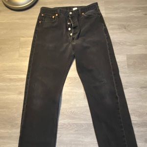 Vintage Levi’s 501
Waist:36
Length:36